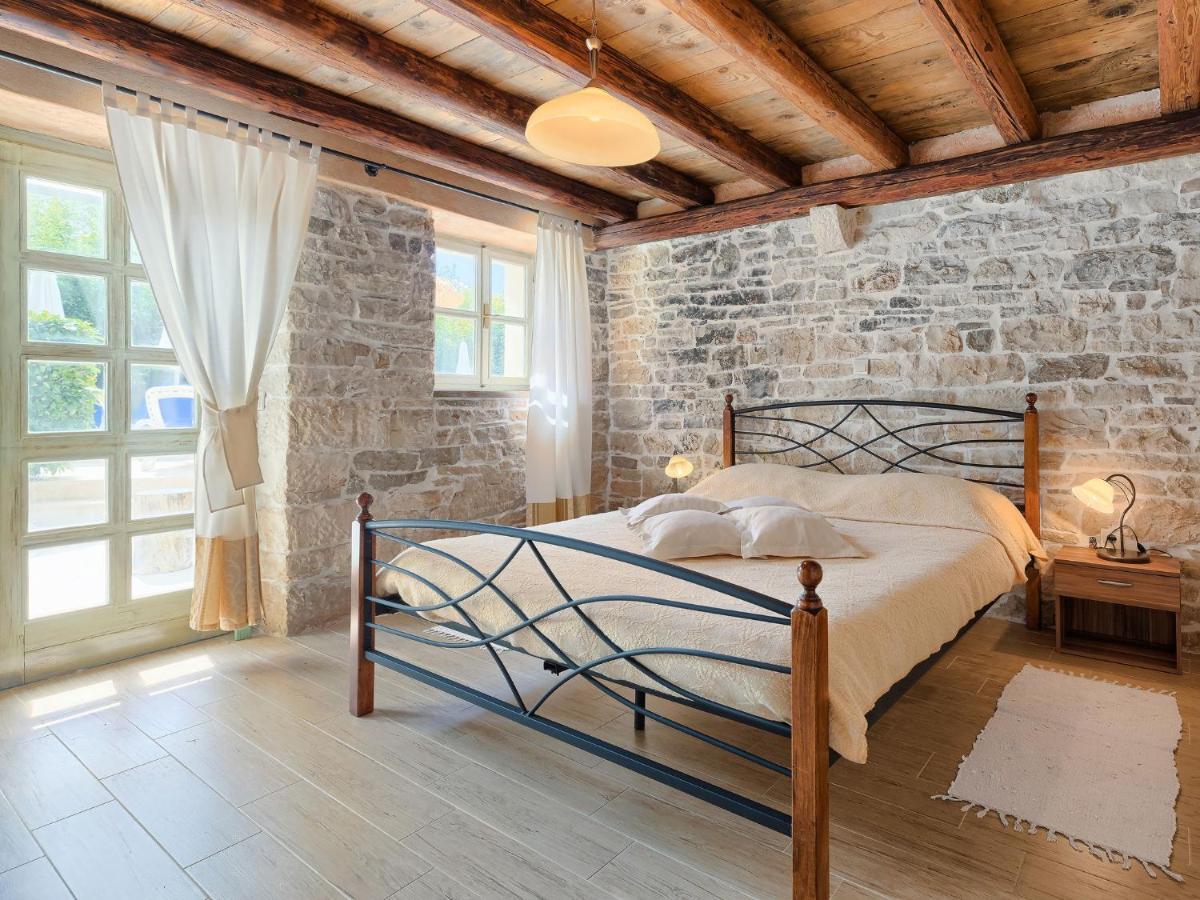 Holiday Home Hrelja - Roj418 By Interhome Žminj Eksteriør bilde