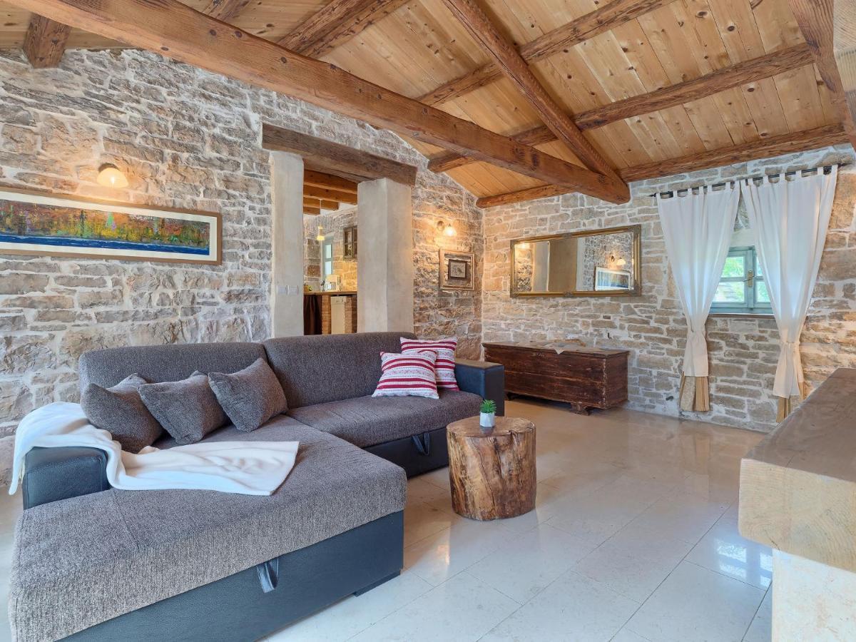 Holiday Home Hrelja - Roj418 By Interhome Žminj Eksteriør bilde