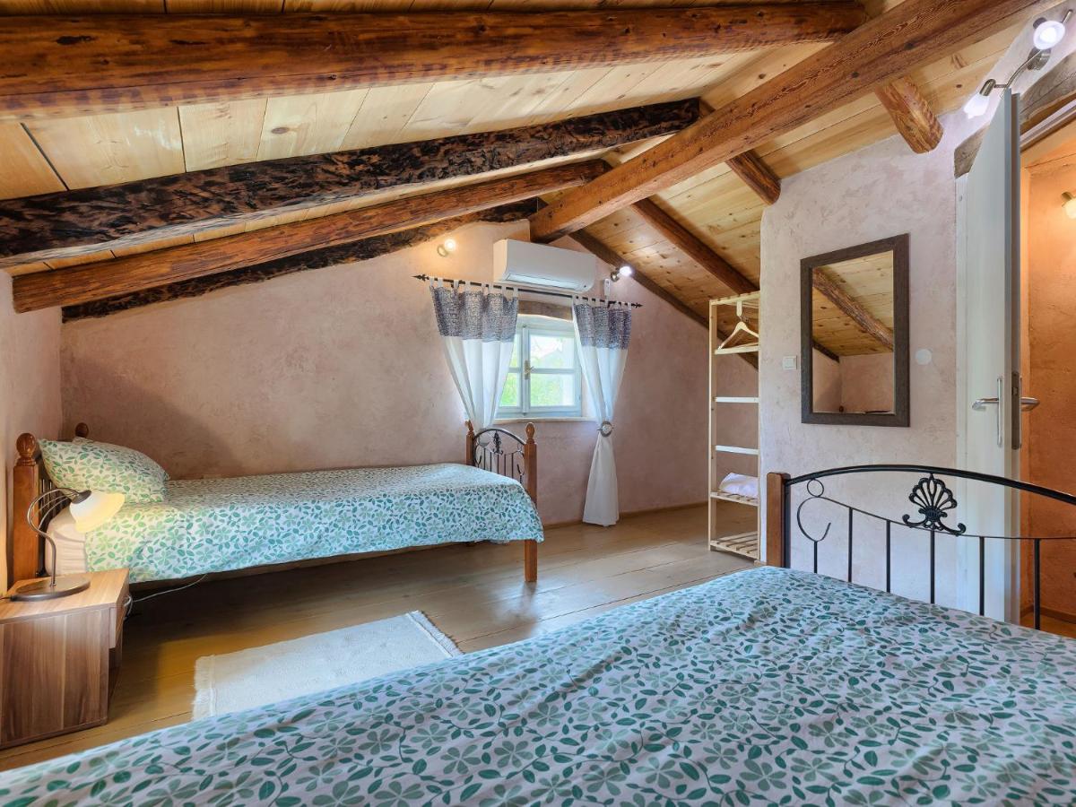 Holiday Home Hrelja - Roj418 By Interhome Žminj Eksteriør bilde