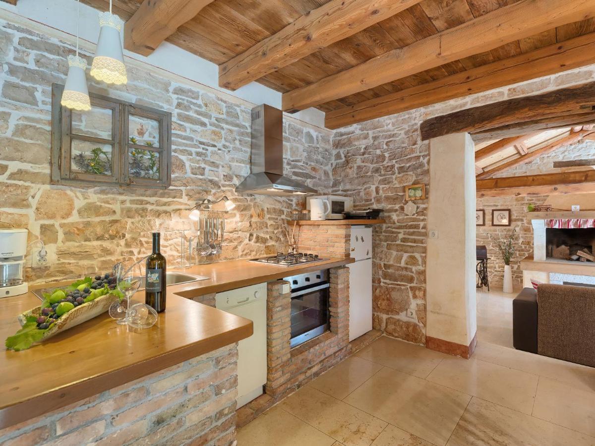 Holiday Home Hrelja - Roj418 By Interhome Žminj Eksteriør bilde
